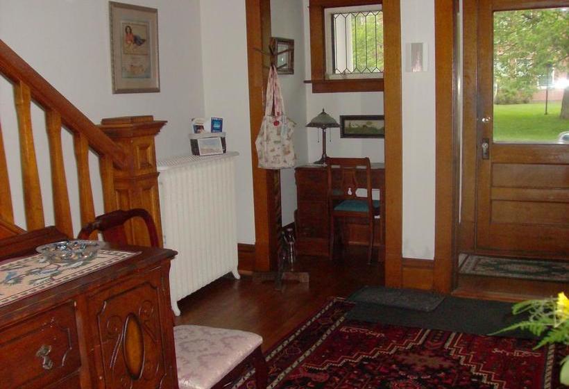 Spillett House B & B | Charlottetown | Prince Edward Island | Canada 6