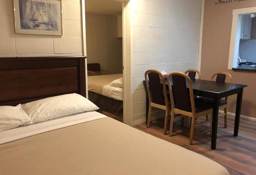 Holiday House Motel | Ladysmith | British Columbia | Canada 14