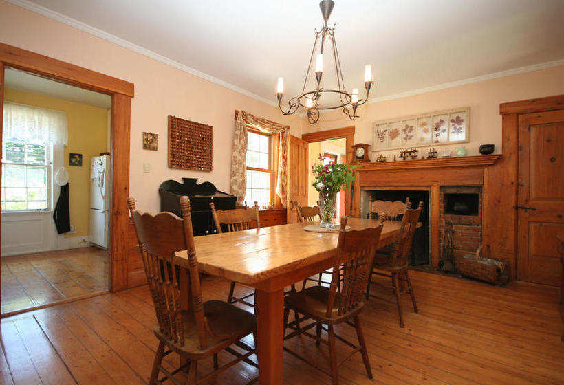 Fisherman S Daughter B&b | Mahone Bay | Nova Scotia | Canada 14