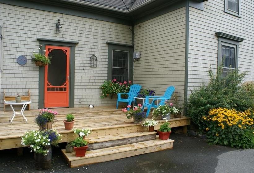 Fisherman S Daughter B&b | Mahone Bay | Nova Scotia | Canada 17