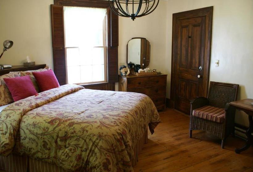 Fisherman S Daughter B&b | Mahone Bay | Nova Scotia | Canada 2