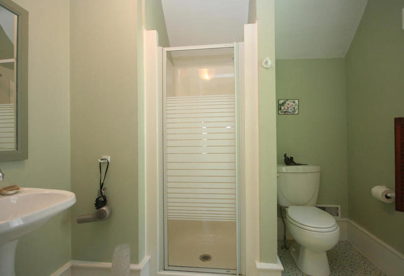 Fisherman S Daughter B&b | Mahone Bay | Nova Scotia | Canada 5