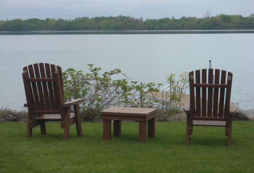 Motel Lac Stlouis | Salaberry de Valleyfield | Quebec | Canada 16