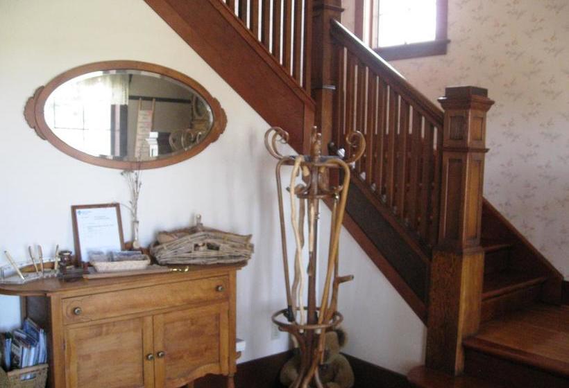 Sproule Heritage Bed & Breakfast | Strathmore | Alberta | Canada 15