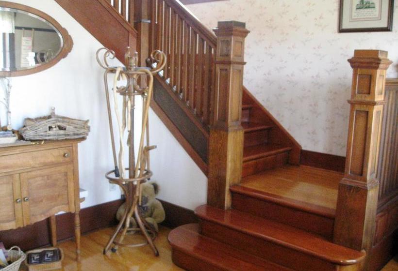 Sproule Heritage Bed & Breakfast | Strathmore | Alberta | Canada 18