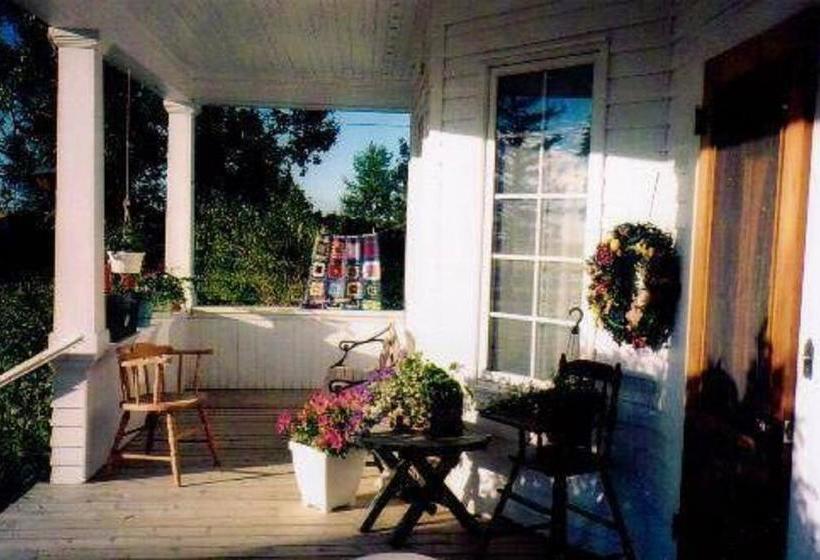 Sproule Heritage Bed & Breakfast | Strathmore | Alberta | Canada 5