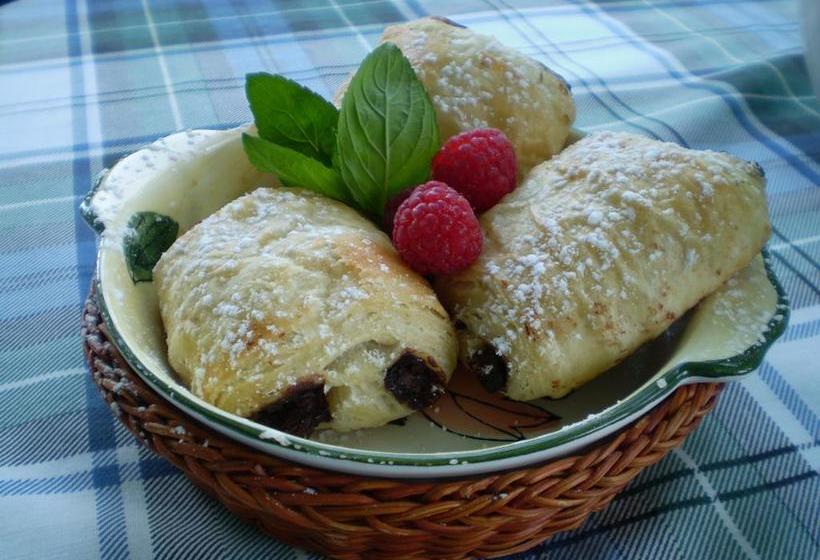 A La Cornemuse B&b | North Hatley | Quebec | Canada 15