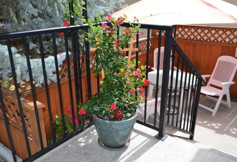 Dogwood Bed & Breakfast | Summerland | British Columbia | Canada 12