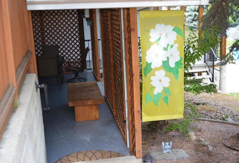 Dogwood Bed & Breakfast | Summerland | British Columbia | Canada 15