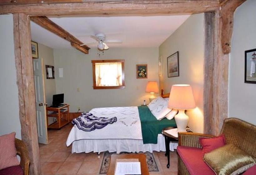 A Country Home B&b | Charlottetown | Prince Edward Island | Canada 11