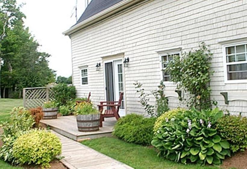 A Country Home B&b | Charlottetown | Prince Edward Island | Canada 7