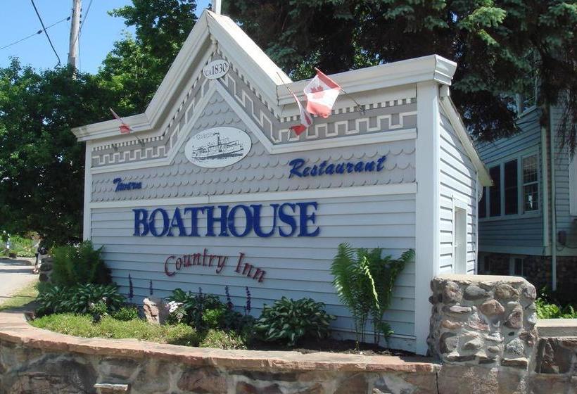 Resort Boathouse Country Inn Ontario