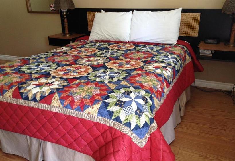 Resort Boathouse Country Inn | Rockport | Ontario | Canada 1