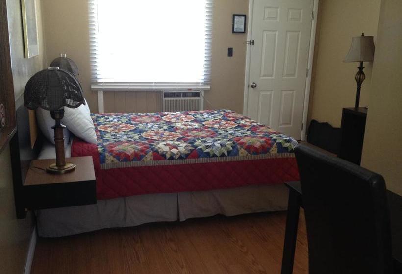 Resort Boathouse Country Inn | Rockport | Ontario | Canada 15