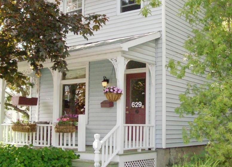 Rosa S Bed And Breakfast | Kingston | Ontario | Canada 15