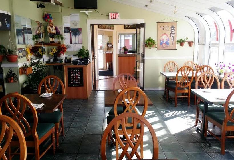 Alpine Lodge Motel & Restaurant | Grande Cache | Alberta | Canada 16