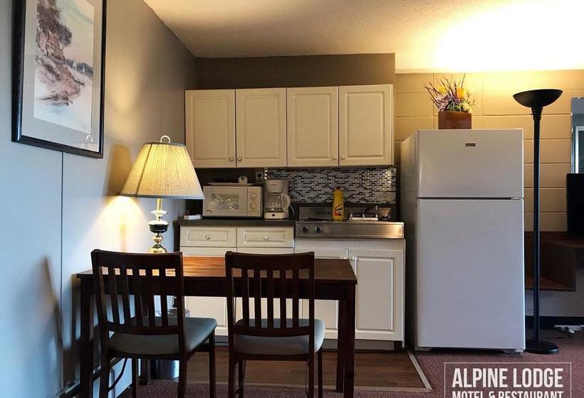 Alpine Lodge Motel & Restaurant | Grande Cache | Alberta | Canada 5