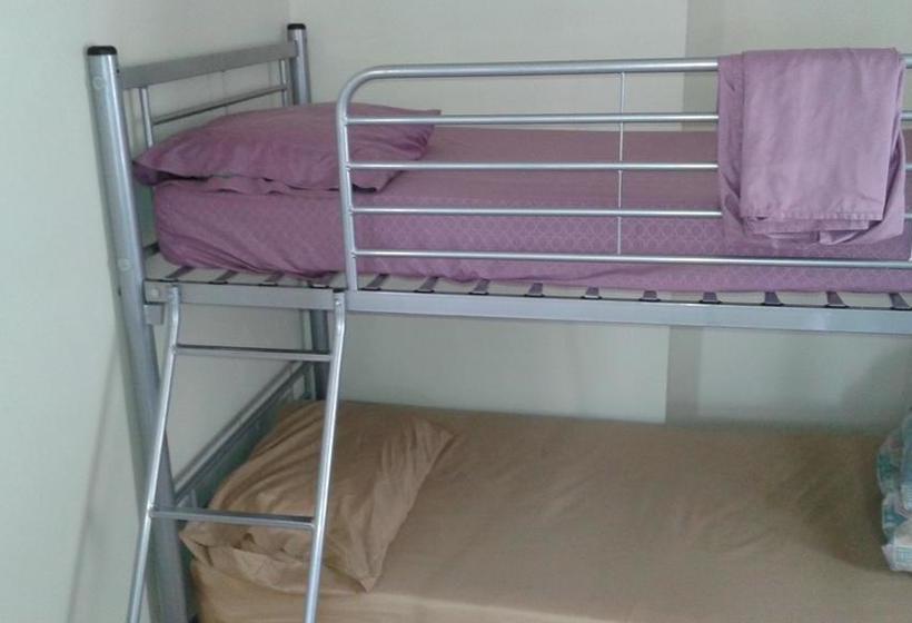 Newman House Hostel | Saint John | New Brunswick | Canada 10