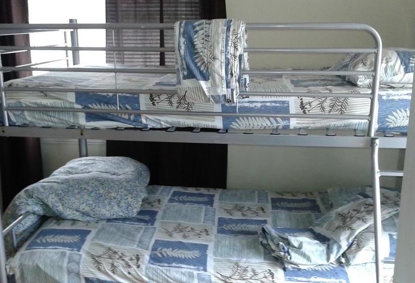 Newman House Hostel | Saint John | New Brunswick | Canada 11