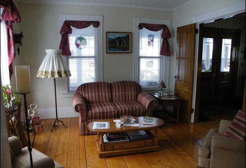 The Colonel S In Bed And Breakfast | Fredericton | New Brunswick | Canada 4