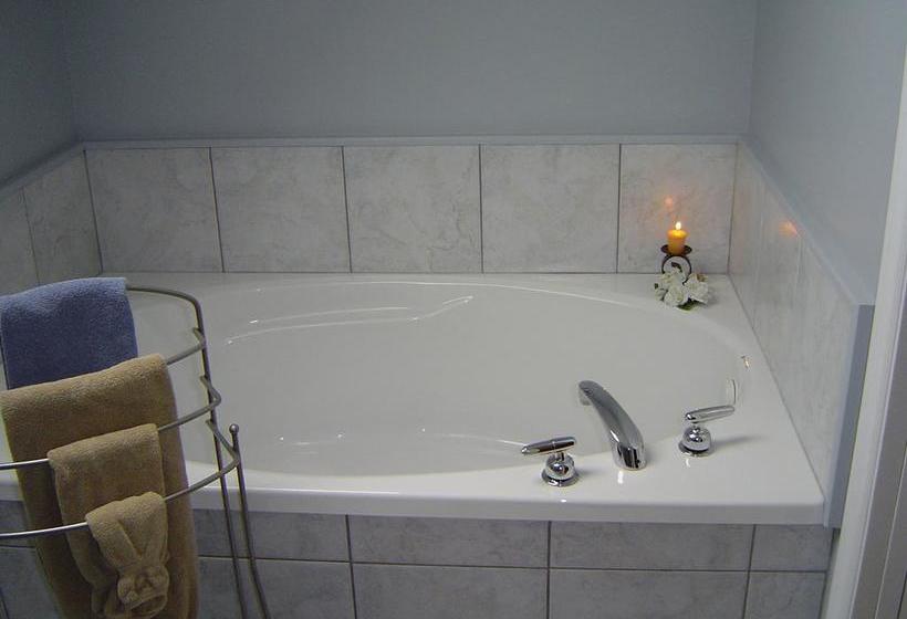 The Colonel S In Bed And Breakfast | Fredericton | New Brunswick | Canada 7