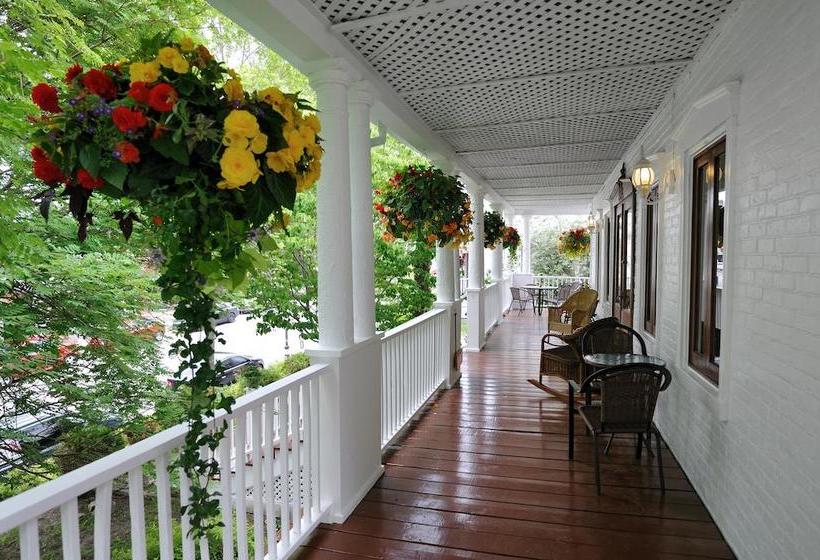 Bed and Breakfast Auberge Racine | Saguenay | Quebec | Canada 1