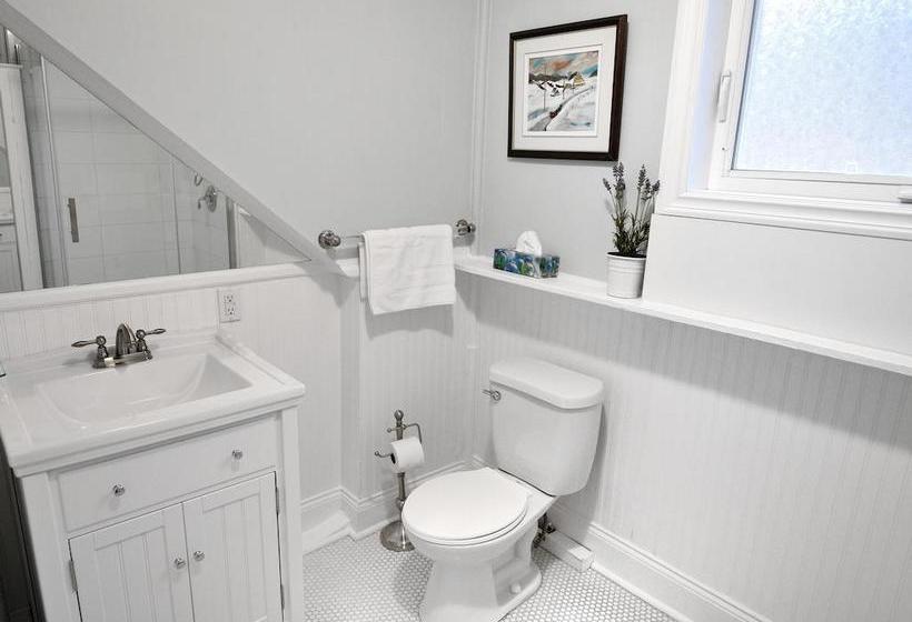 Bed and Breakfast Auberge Racine | Saguenay | Quebec | Canada 10