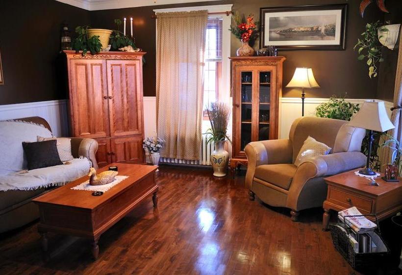 Bed and Breakfast Auberge Racine | Saguenay | Quebec | Canada 6