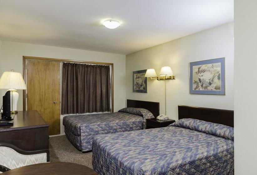 Hotel The Cavalier Inn Manitoba