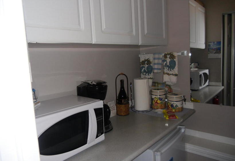 Hammond Bay Oceanside B&b | Nanaimo | British Columbia | Canada 9