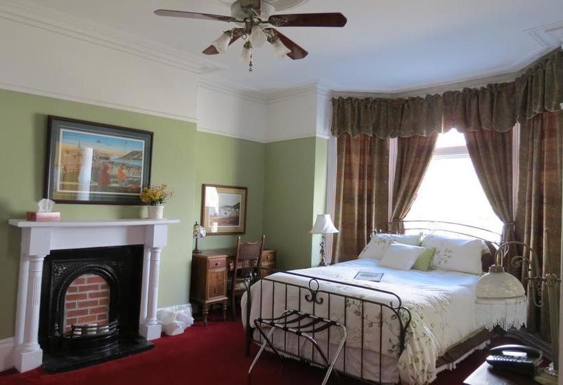 Bed and Breakfast The Roses Heritage Inn | St. John'S | Newfoundland and Labrador | Canada 14
