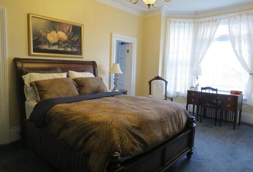 Bed and Breakfast The Roses Heritage Inn | St. John'S | Newfoundland and Labrador | Canada 17