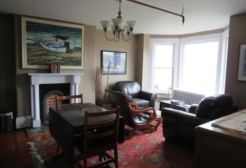 Bed and Breakfast The Roses Heritage Inn | St. John'S | Newfoundland and Labrador | Canada 18