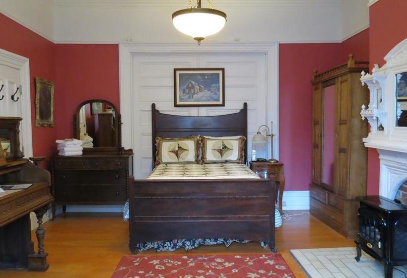 Bed and Breakfast The Roses Heritage Inn | St. John'S | Newfoundland and Labrador | Canada 8