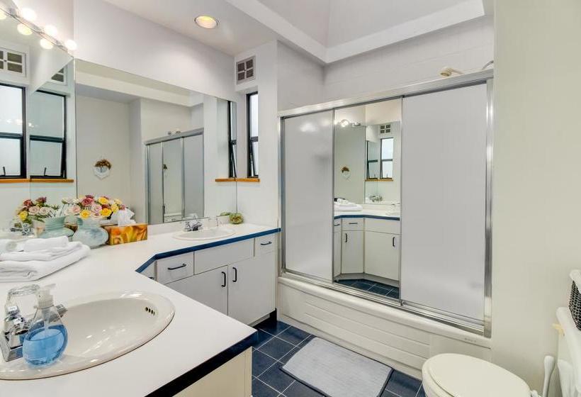 Vancouver Dunbar Bed And Breakfast | Vancouver | British Columbia | Canada 1