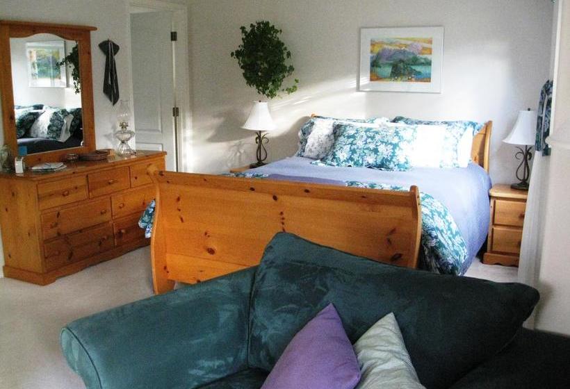 Avens Renaissance B&b | Canmore | Alberta | Canada 11