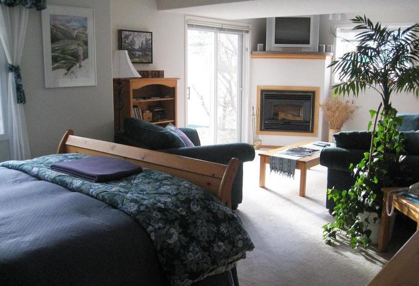 Avens Renaissance B&b | Canmore | Alberta | Canada 12