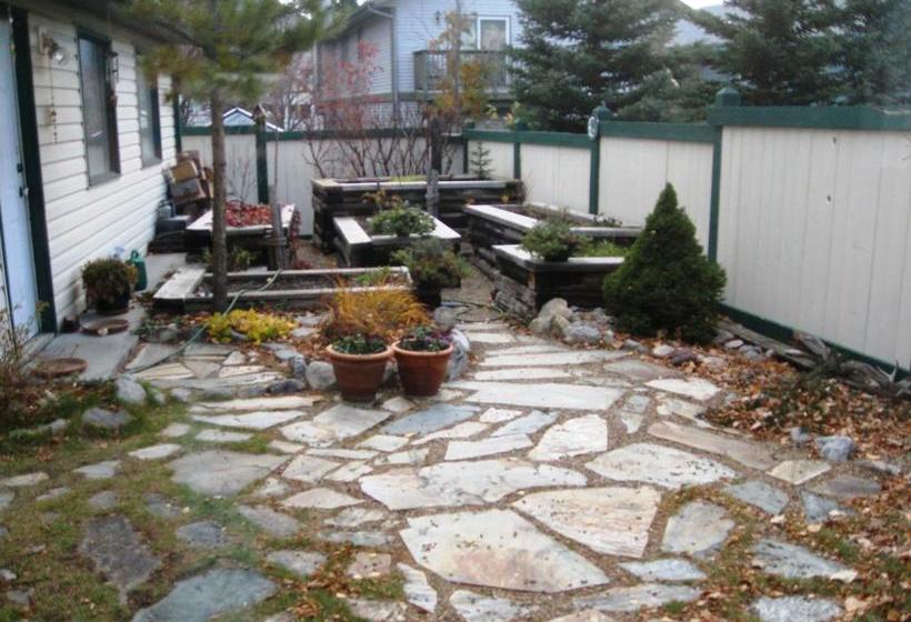 Avens Renaissance B&b | Canmore | Alberta | Canada 13