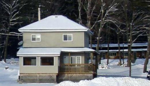 Jocko S Beach Resort & Motel | Calabogie | Ontario | Canada 1