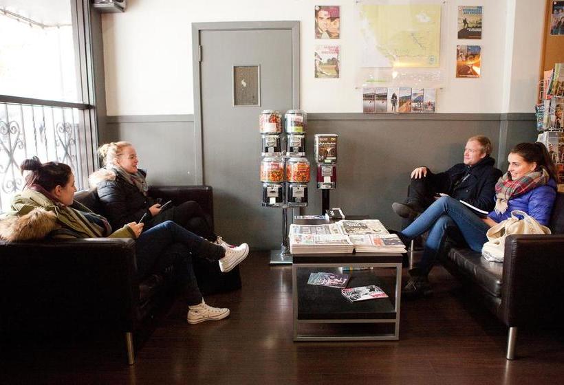 Hostel Hi Vancouver Central | Vancouver | British Columbia | Canada 10