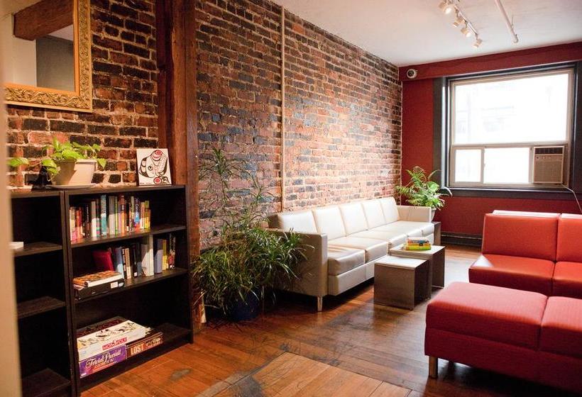 Hostel Hi Vancouver Central | Vancouver | British Columbia | Canada 2