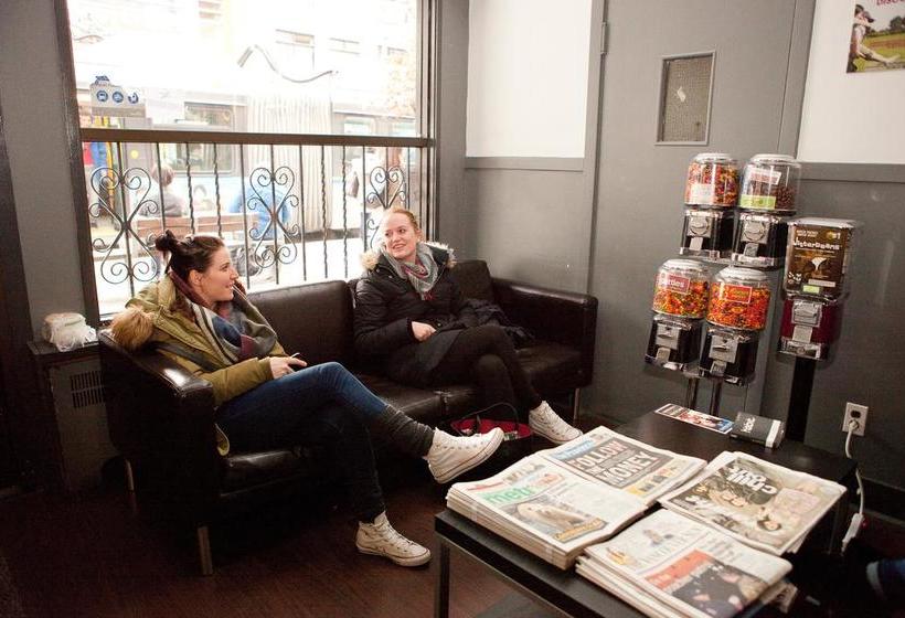 Hostel Hi Vancouver Central | Vancouver | British Columbia | Canada 3