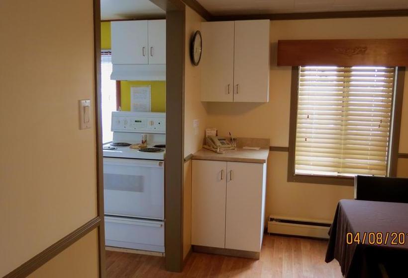 Motel Au Soleil Couchant | Rimouski | Quebec | Canada 19