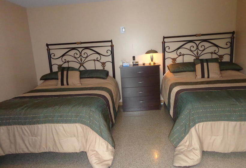 Happy Motel | Edmundston | New Brunswick | Canada 12