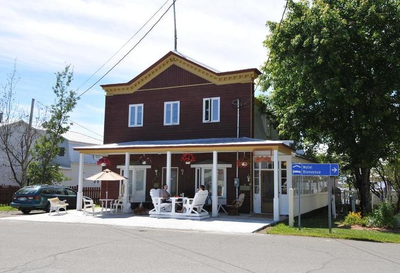 Bed and Breakfast Le Gîte De L Onondaga | Rimouski | Quebec | Canada 1