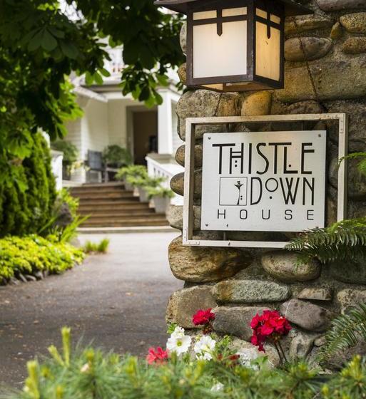 Bed and Breakfast Thistledown House | North Vancouver | British Columbia | Canada 17