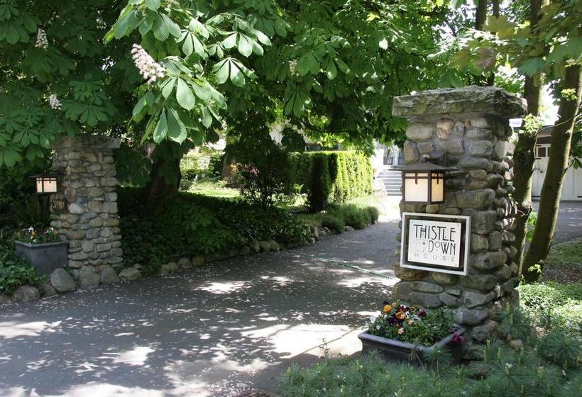 Bed and Breakfast Thistledown House | North Vancouver | British Columbia | Canada 6