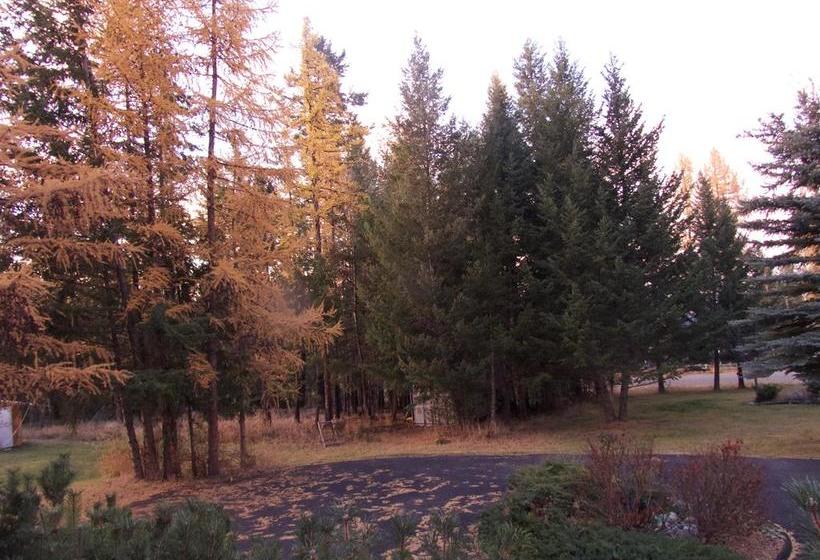 End Of The Road Bed And Breakfast | Cranbrook | British Columbia | Canada 1