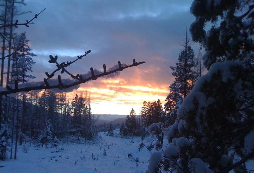 End Of The Road Bed And Breakfast | Cranbrook | British Columbia | Canada 2