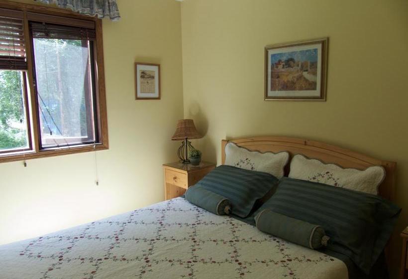 End Of The Road Bed And Breakfast | Cranbrook | British Columbia | Canada 8